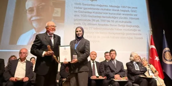 "MESLEKTE 50 YIL ONUR ÖDÜLÜ" 10 IMG-20260608-WA0002