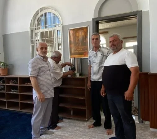 Hayriye Nuri Bindal Camii’nde LGS Velilerine Anlamlı İkram 6 IMG-20260613-WA0006