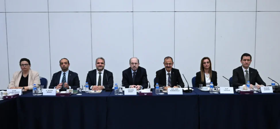 TOBB ÇİMENTO MECLİSİ BAŞKANLIĞINA ADİL SANİ KONUKOĞLU SEÇİLDİ 1 TOBB ÇİMENTO MECLİSİ BAŞKANLIĞINA ADİL SANİ KONUKOĞLU SEÇİLDİ (1)