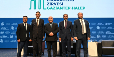 AA Kent Ekonomileri Zirvesi'nde "Yeni Dönemde Fırsatlar ve İmkanlar" konulu panel gerçekleştirildi 90 AA Kent Ekonomileri Zirvesi'nde "Yeni Dönemde Fırsatlar ve İmkanlar" konulu panel gerçekleştirildi