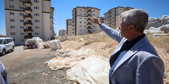 Başkan Tahmazoğlu'ndan sosyal konut projesine inceleme
