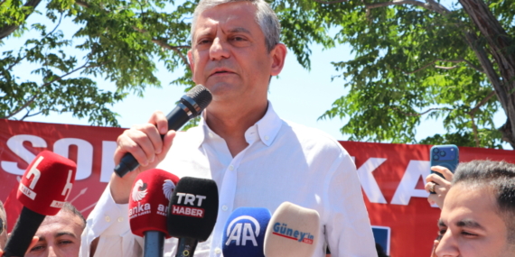CHP Grup Başkanı Özel, Gaziantep'te temaslarda bulundu