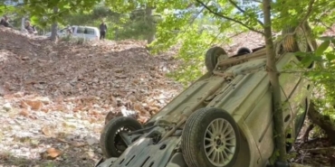 İslahiye'de devrilen otomobilin sürücüsü yaralandı