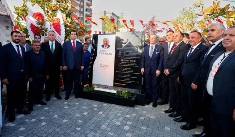 BAŞKAN YILMAZ’DAN ERBAKAN’A VEFAERBAKAN İSMİ İLE ŞEHİTKAMİL’DE YAŞAYACAK 30 1(1)