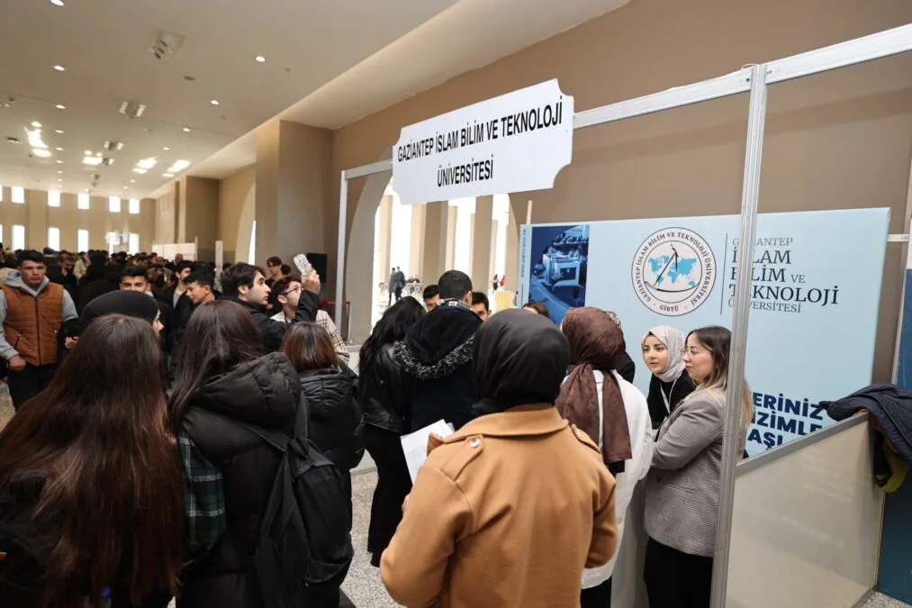 GİBTÜ, Tercih Döneminde Aday Öğrencilerle Buluşuyor 1 151296