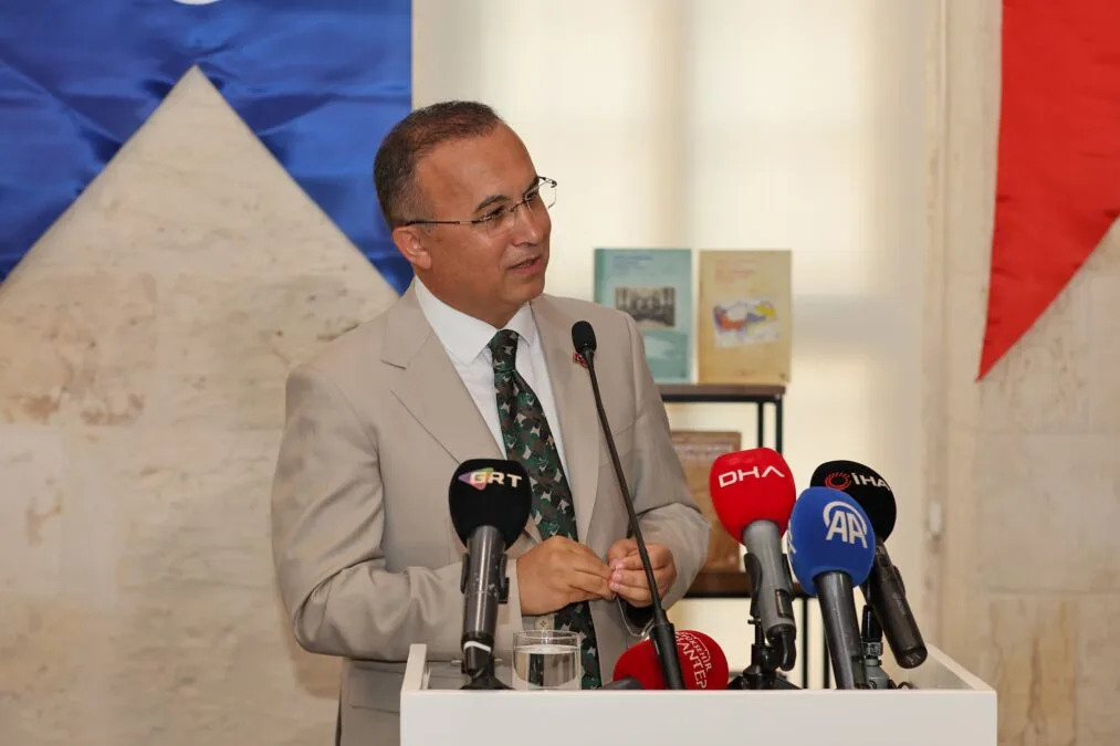 TÜRKİYE İŞ BANKASI KÜLTÜR YAYINLARI GAZİANTEP’TE! 5 154556