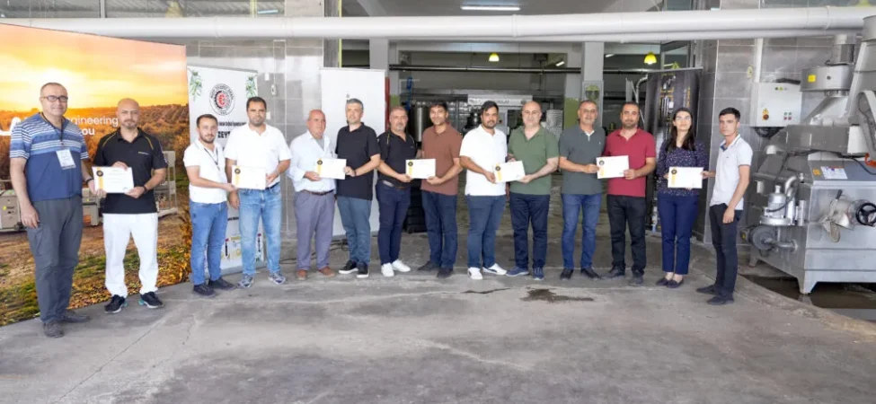 NTO VE POLAT MAKİNA İŞ BİRLİĞİ SAHAYA İNDİ: ZEYTİNYAĞI OPERATÖRÜ EĞİTİMİNDE 2. GÜN BAŞARISI 2 2