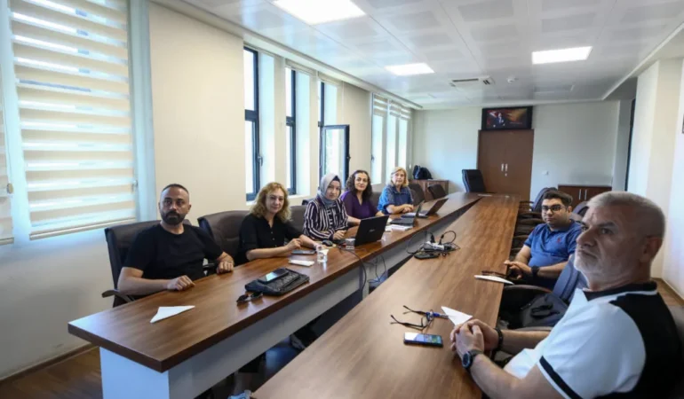 GAÜN’DE GREENMETRİC VERİ SÜRECİ BAŞARIYLA TAMAMLANDI 28 GAÜN’DE GREENMETRİC VERİ SÜRECİ BAŞARIYLA TAMAMLANDI-1