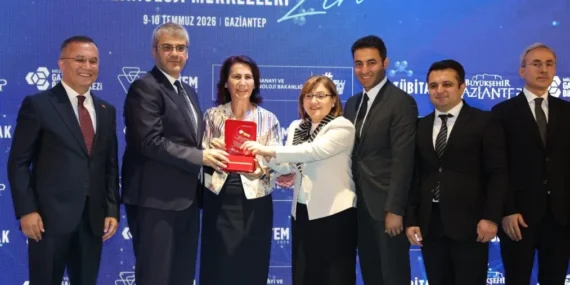 GAZİANTEP BÜYÜKŞEHİR EV SAHİPLİĞİNDE 5’İNCİ TÜRKİYE BİLİM VE TEKNOLOJİ MERKEZLERİ ZİRVESİ DÜZENLENDİ (6)
