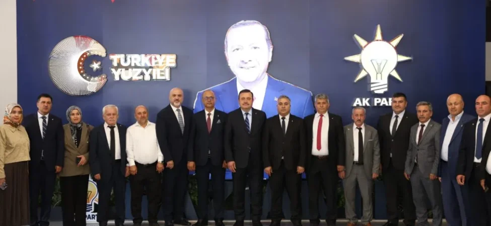 AK PARTİ GAZİANTEP, AİLESİNİ GENİŞLETİYOR! AK PARTİ’YE 25 KİŞİLİK KATILIM 1 IMG-20260706-WA0016