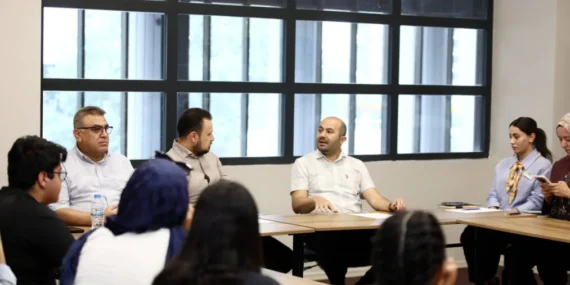 YAPAY ZEKÂ VE GELECEĞİN MESLEKLERİ BİLİM KAFE’DE KONUŞULDU - (3)
