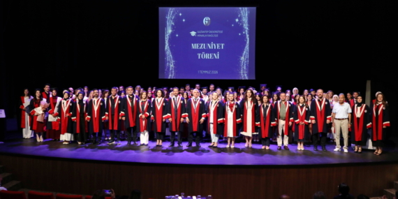 GAÜN'de genç mimar ve şehir plancıları mezun oldu