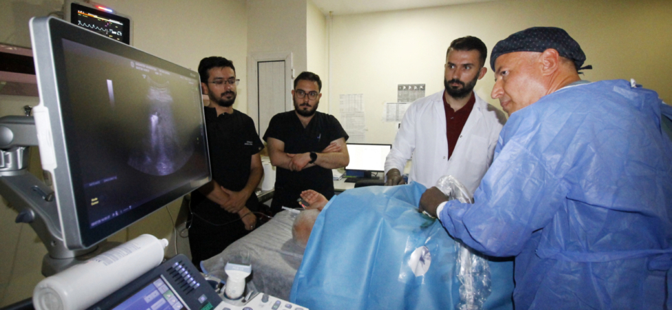 GAÜN'de karaciğere yayılan tümör ameliyatsız tedavi edildi 10 GAÜN'de karaciğere yayılan tümör ameliyatsız tedavi edildi