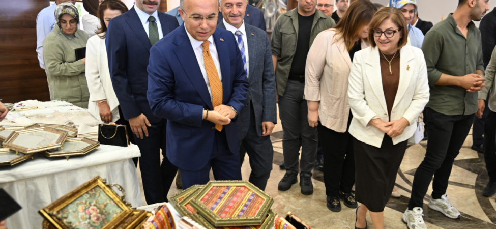 Gaziantep'te dezavantajlı kadın ve çocuklara yönelik "Sen Her Şeye Değersin" projesi tanıtıldı 3 Gaziantep'te dezavantajlı kadın ve çocuklara yönelik "Sen Her Şeye Değersin" projesi tanıtıldı