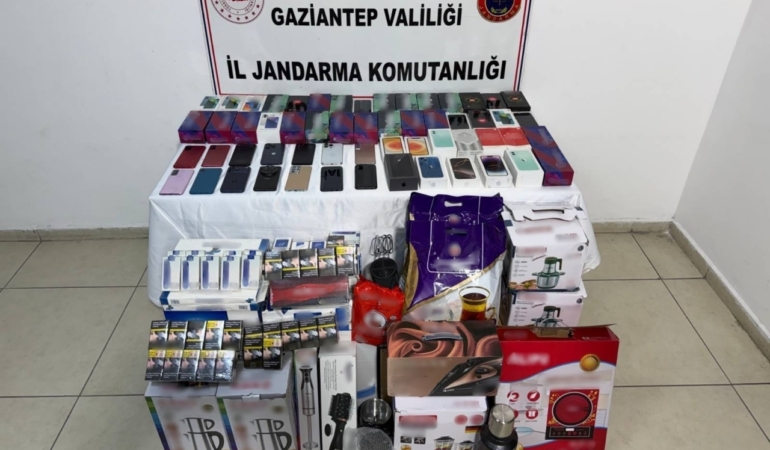 Gaziantep'te kaçakçılık operasyonunda 1 şüpheli yakalandı 1 Gaziantep'te kaçakçılık operasyonunda 1 şüpheli yakalandı