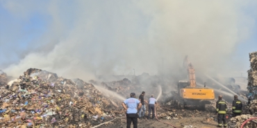 Gaziantep'te kağıt fabrikasında çıkan yangın söndürüldü