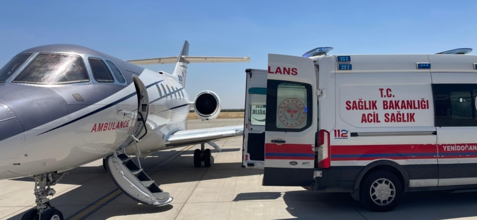 Mardin'de ambulans uçak 14 günlük bebek için havalandı 2 Mardin'de ambulans uçak 14 günlük bebek için havalandı